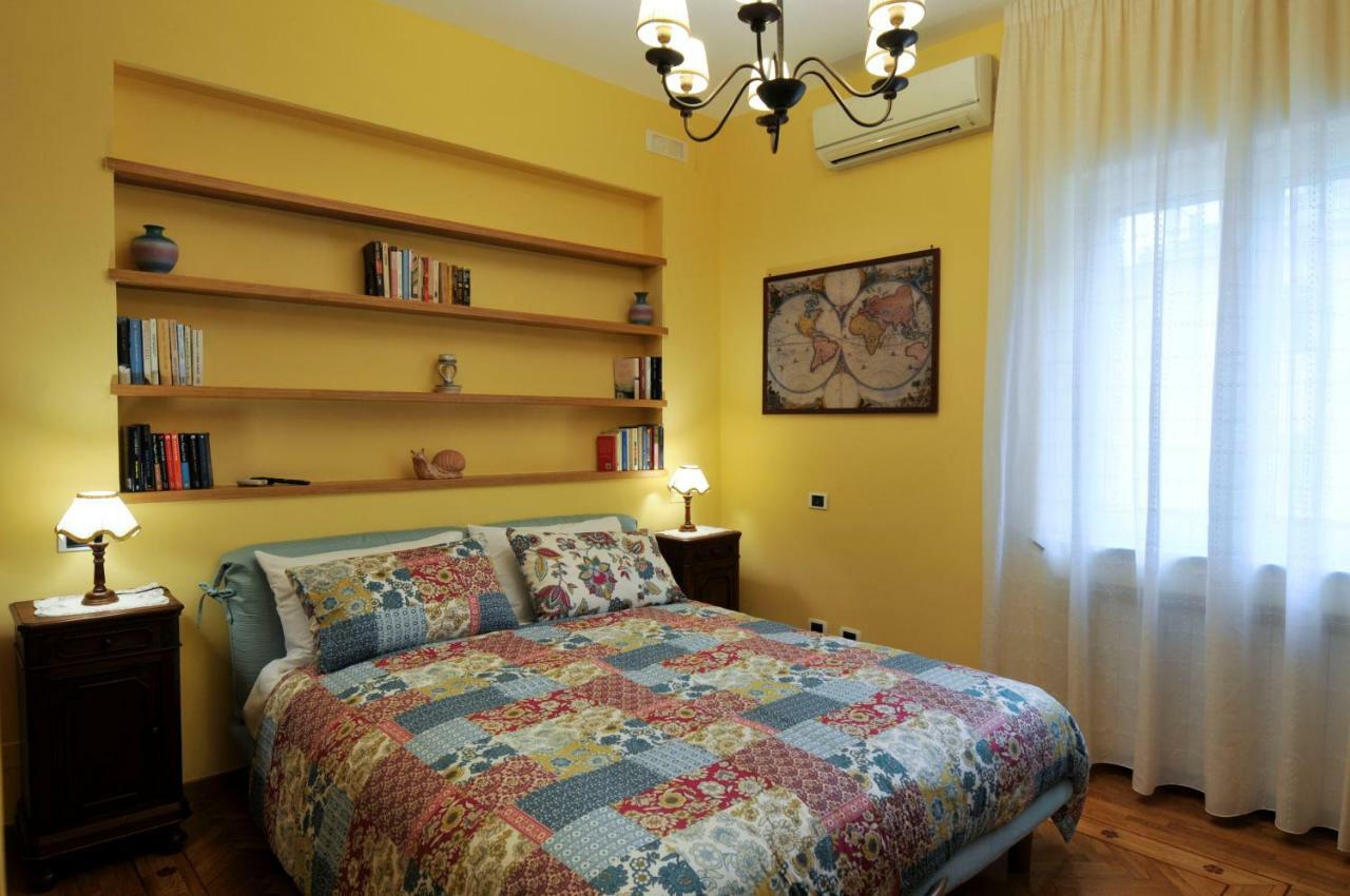 Casa Max Appartement Napels Buitenkant foto
